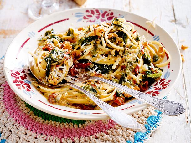 Linguine mit Nussspinat Rezept Linguine mit Nussspinat Rezept