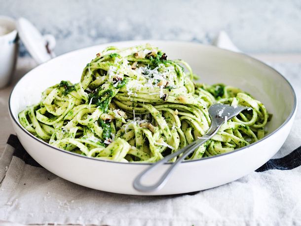 Linguine mit Petersilienpesto Rezept Linguine mit Petersilienpesto Rezept
