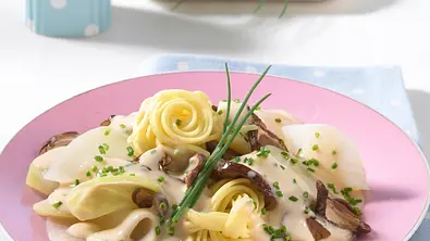 Linguine mit Steinpilzsoße Rezept - Foto: LECKER @ Bauer Media Group