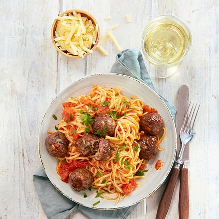 Linguini mit Hackbällchen Rezept Linguini mit Hackbällchen Rezept
