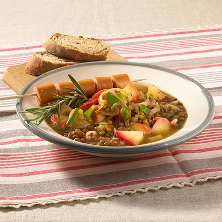 Linsen-Apfel-Eintopf mit Würstchen Rezept Linsen-Apfel-Eintopf mit Würstchen Rezept