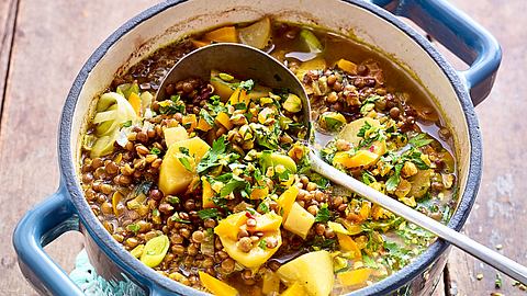 Linsen-Kartoffel-Curry „Winterliebling“ Rezept - Foto: House of Food / Bauer Food Experts KG