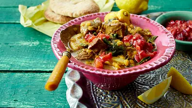 Linsen-Lamm-Curry Rezept - Foto: LECKER @ Bauer Media Group