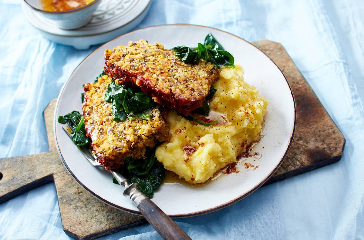 Linsen-Möhren-Braten mit Kartoffelpüree und Knoblauch-Spinat Rezept