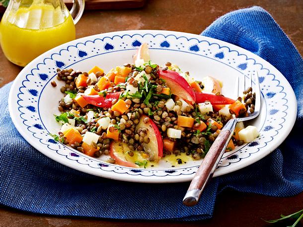 Linsen-Salat mit gebratenen Apfelspalten Rezept Linsen-Salat mit gebratenen Apfelspalten Rezept