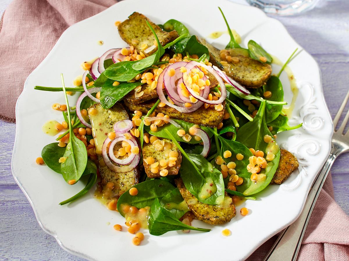 Linsen-Spinat-Salat mit Tofu Rezept