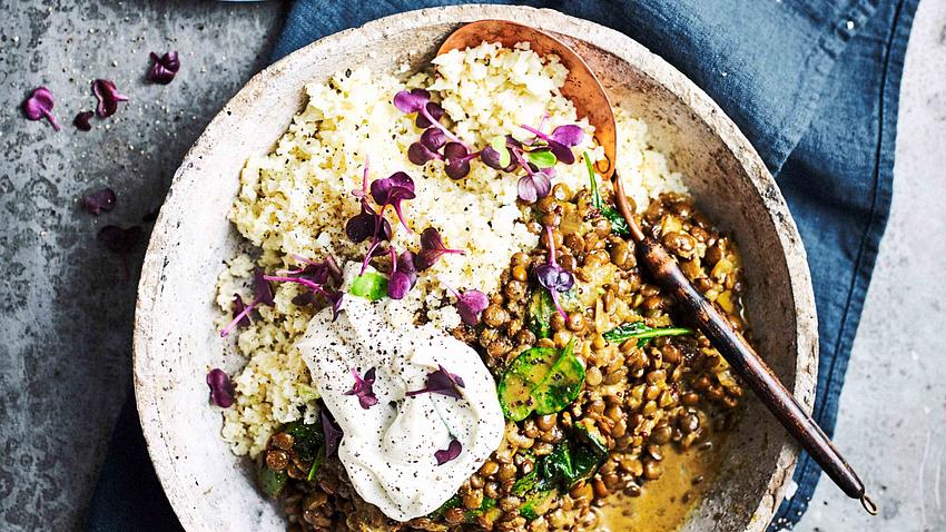 Linsen-Stew mit Blumenkohlreis Rezept - Foto: Image Professionals