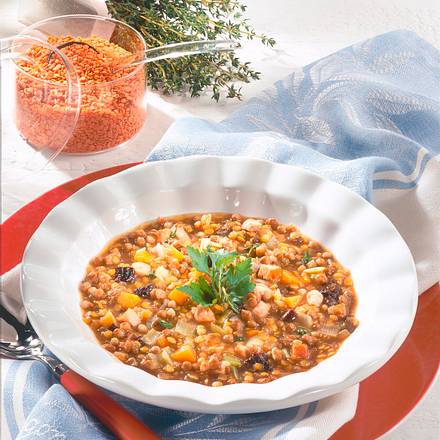Linseneintopf mit Backpflaumen Rezept Linseneintopf mit Backpflaumen Rezept