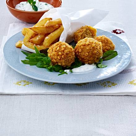 Linsenfalafel mit selbstgemachten Pommes und Minz-Dip Rezept