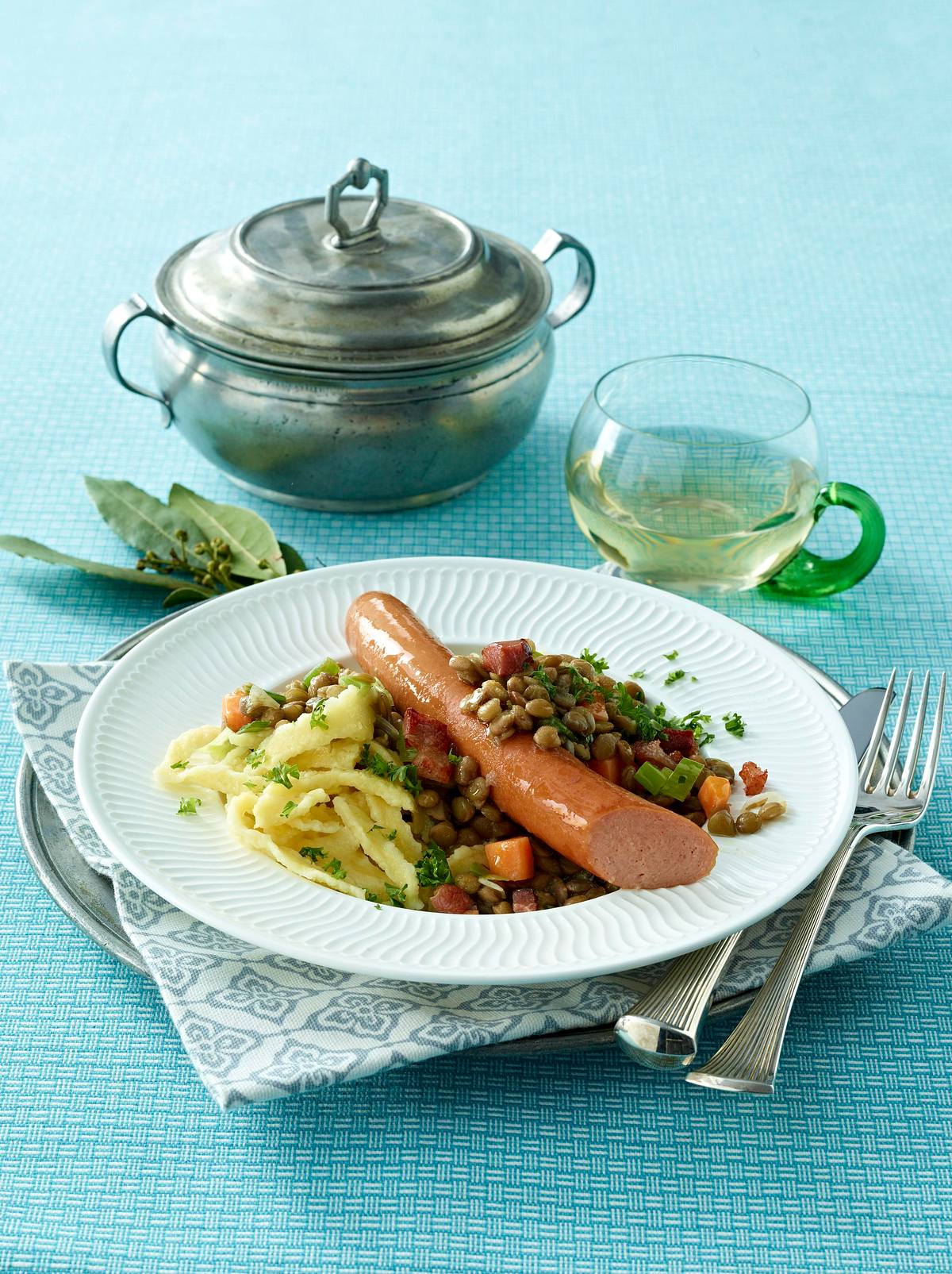 Linsengemüse mit Saiten (Wiener Würstchen) und Spätzle Rezept