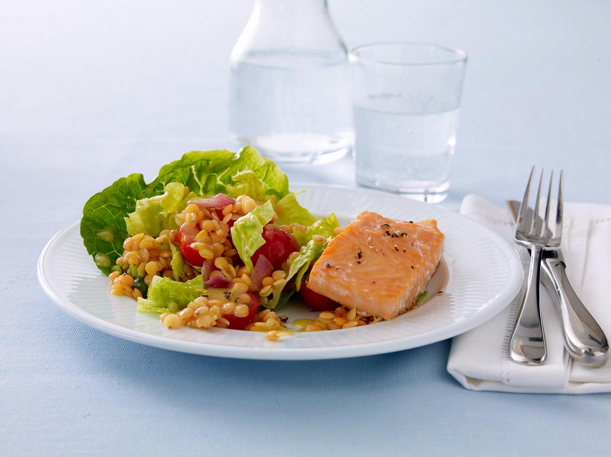 Linsensalat mit Lachs Rezept