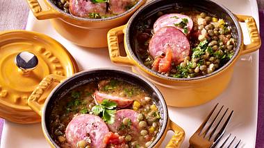 Linsensuppe mit Speck und Wurst Rezept - Foto: House of Food / Bauer Food Experts KG