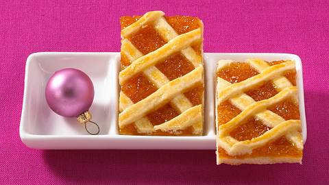 Linzer Aprikosenecken Rezept - Foto: House of Food / Bauer Food Experts KG