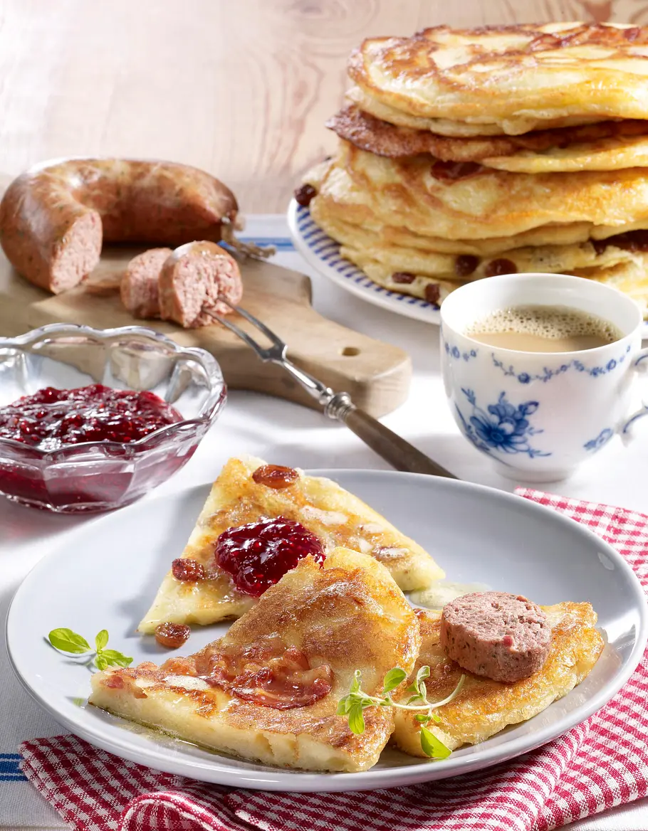 Lippischer Pickert mit Rosinen & Speck Rezept Lippischer Pickert mit Rosinen & Speck Rezept