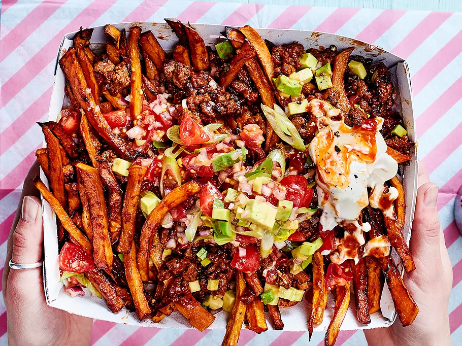 Loaded Süßkartoffel-Fritten aus dem Ofen Rezept