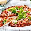 Low Carb-Pizza mit Zucchini-Boden Rezept - Foto: House of Food / Bauer Food Experts KG