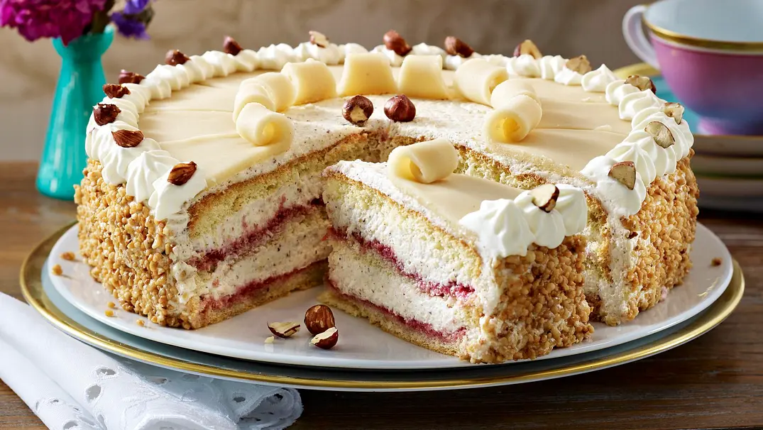 Lübecker Marzipan-Torte Rezept - Foto: LECKER @ Bauer Media Group