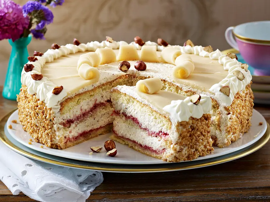 Lübecker Marzipan-Torte Rezept Lübecker Marzipan-Torte Rezept