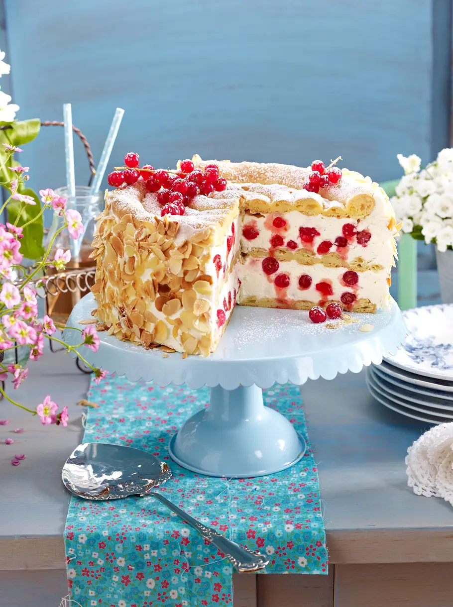 Luftige Johannisbeertorte Rezept Luftige Johannisbeertorte Rezept