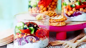Lunchsalat mit Cranberrys Rezept - Foto: LECKER @ Bauer Media Group Lunchsalat mit Cranberrys Rezept - Foto: LECKER @ Bauer Media Group
