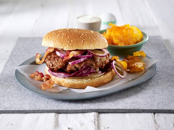 Luxus-Burger mit Süßkartoffel-Chips Rezept