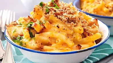 Macaroni & Cheese mit Hähnchen Rezept - Foto: LECKER @ Bauer Media Group