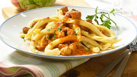 Maccheroni mit Paprikarahm-Geschnetzeltem Rezept - Foto: Först, Thomas