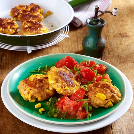 Mais-Cornflakesplätzchen auf Tomatenragout Rezept