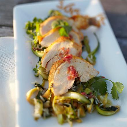 Maishuhnsalat mit asiatischem Kohl Rezept Maishuhnsalat mit asiatischem Kohl Rezept