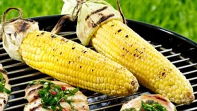 Maiskolben grillen – einfaches Grundrezept und Marinaden - Foto: LECKER @ Bauer Media Group