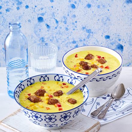 Maissuppe mit Brätklößchen (Aus vier mach eins) Rezept