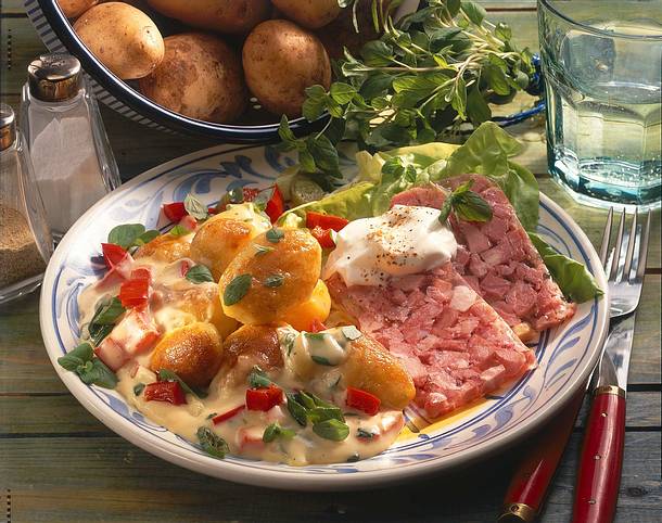 Majoran-Kartoffeln mit Sülze Rezept Majoran-Kartoffeln mit Sülze Rezept