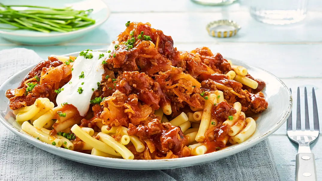 Makkaroni a la Szegediner Bolognese Rezept - Foto: LECKER @ Bauer Media Group Makkaroni a la Szegediner Bolognese Rezept - Foto: LECKER @ Bauer Media Group