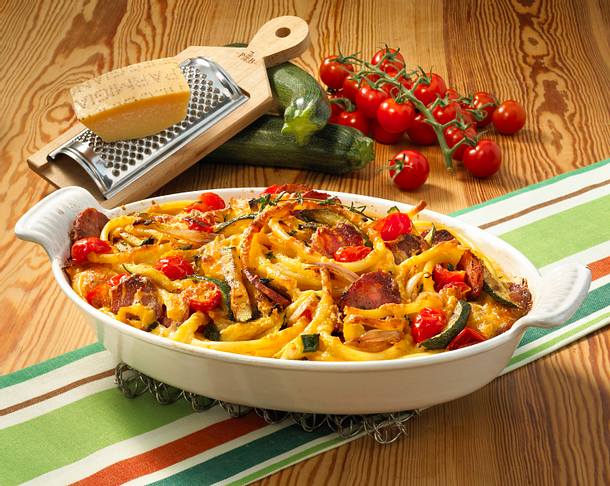 Makkaroni-Auflauf mit italienischer Salami Rezept Makkaroni-Auflauf mit italienischer Salami Rezept