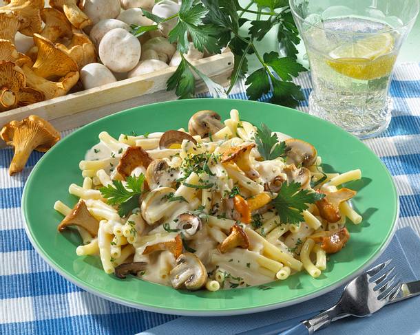 Makkaroni mit Pilzsoße Rezept Makkaroni mit Pilzsoße Rezept