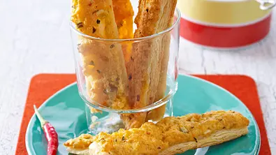 Malaiisches Blätterteiggebäck mit Chili (Chili Bites) Rezept - Foto: LECKER @ Bauer Media Group Malaiisches Blätterteiggebäck mit Chili (Chili Bites) Rezept - Foto: LECKER @ Bauer Media Group