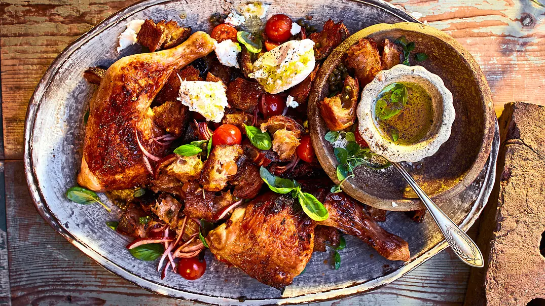 Malerisches Pollo „Panzanella“ Rezept - Foto: LECKER @ Bauer Media Group Malerisches Pollo „Panzanella“ Rezept - Foto: LECKER @ Bauer Media Group