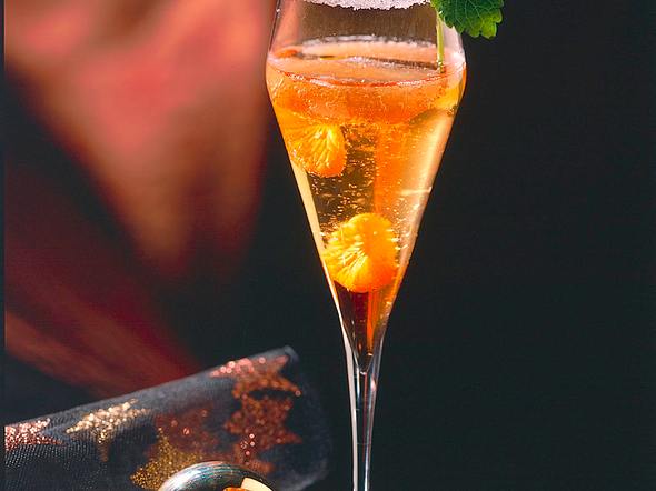 Begrüßungscocktail Mit Sekt Begrüßungscocktail Mit Sekt