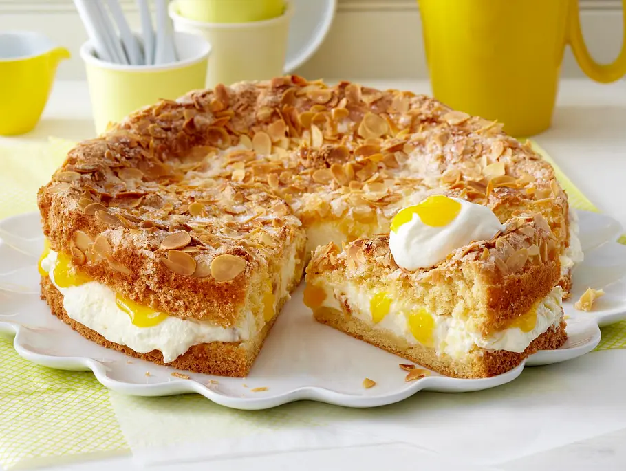 Mandel-Becherkuchen mit Zitronencreme Rezept