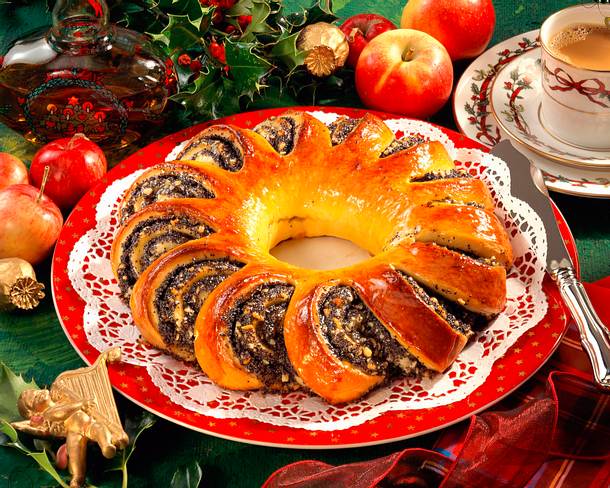 Mandel-Mohnkranz Rezept