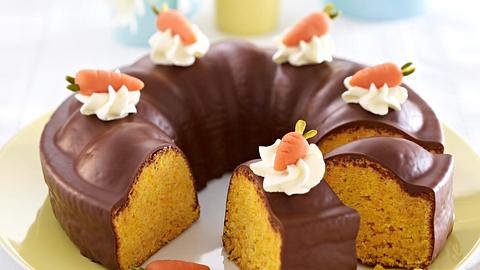 Mandel-Möhrenkuchen mit Schokoguss Rezept - Foto: House of Food / Bauer Food Experts KG