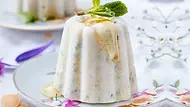Mandel-Pannacotta mit Honig-Zapfen Rezept - Foto: LECKER @ Bauer Media Group
