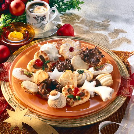 Mandel-Zimtkugeln Rezept Mandel-Zimtkugeln Rezept