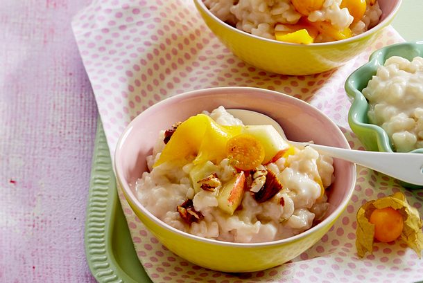 Mandelmilchreis mit Obstsalat Rezept Mandelmilchreis mit Obstsalat Rezept