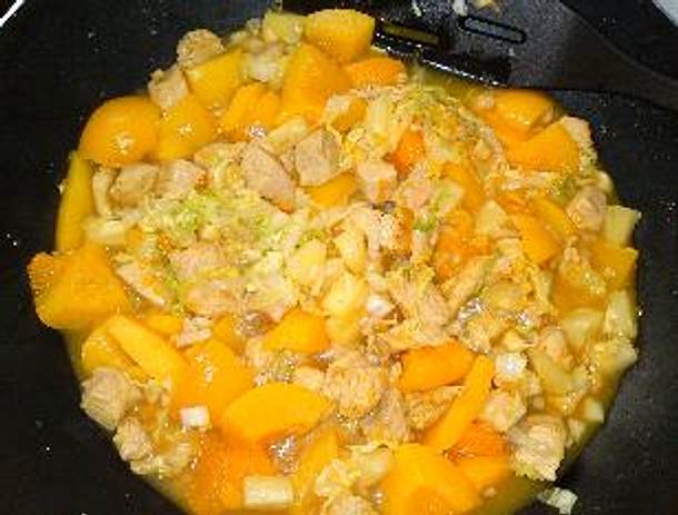 Mango-Curry mit Pute im Wok Rezept Mango-Curry mit Pute im Wok Rezept