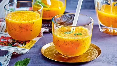 Mango-Lemon-Squash Rezept - Foto: LECKER @ Bauer Media Group