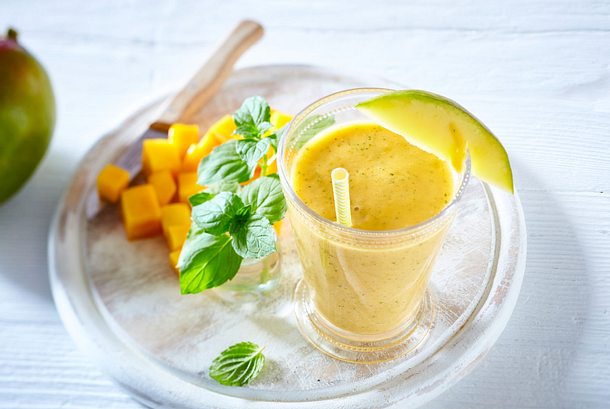 Mango-Minze-Milchshake Rezept Mango-Minze-Milchshake Rezept