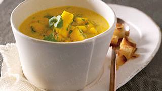 Mango-Möhren-Suppe Rezept - Foto: House of Food / Bauer Food Experts KG