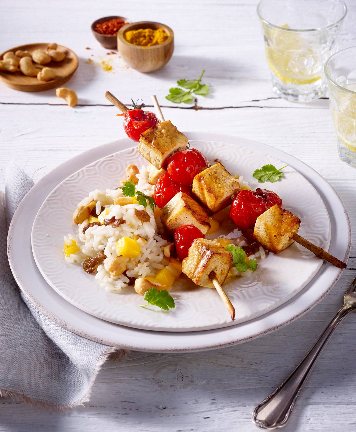 Mango-Reis mit Tofu-Tomaten-Spieße Rezept