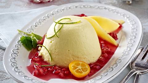 Mangocreme mit Granatapfel Rezept - Foto: House of Food / Bauer Food Experts KG